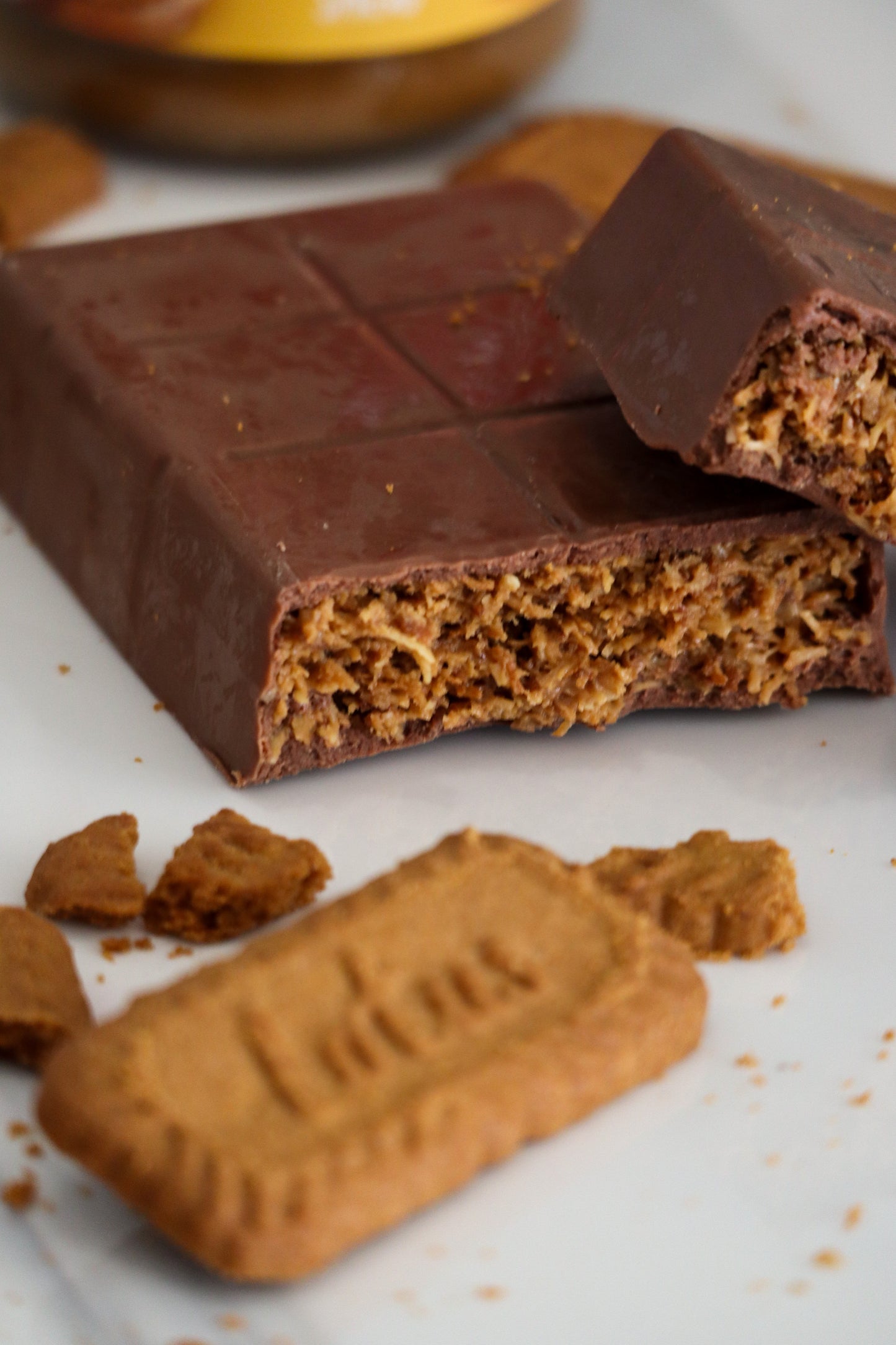 Premium Lotus Biscoff & Knafeh Chocolate Thick Base