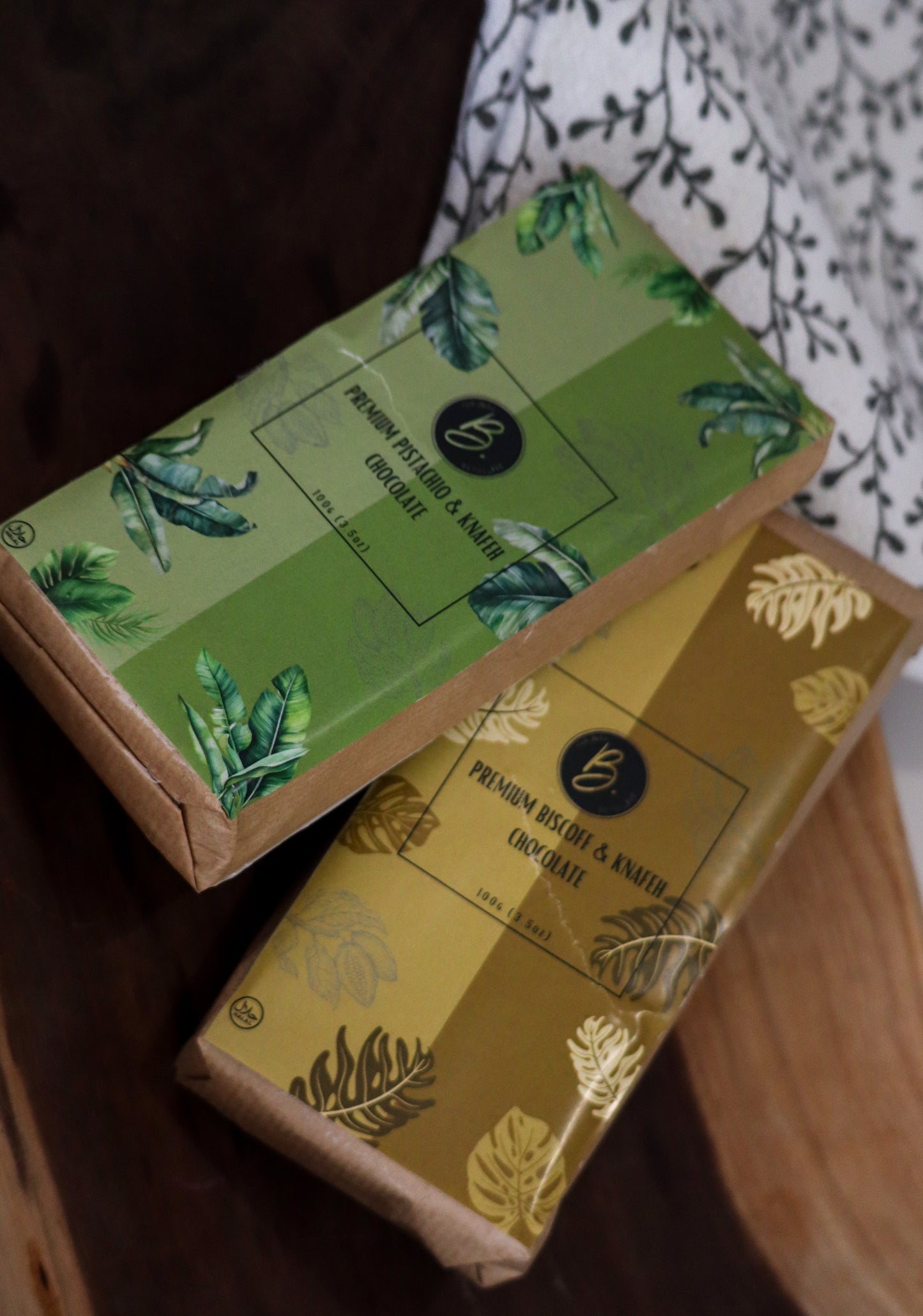 Premium Pistachio & Knafeh Chocolate Thick Base